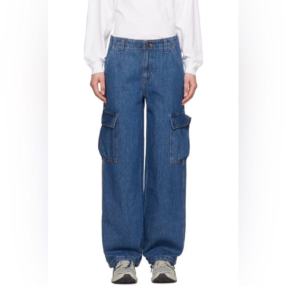 NWT - Levi's Women's '94 Baggy Cargo Jeans - Size 26 X 32 - Picture 7 of 8